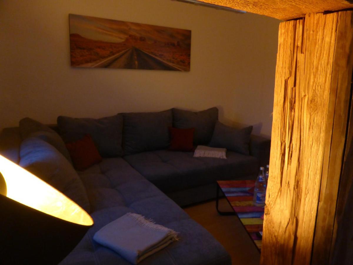 Apartment Napoleon, Naehe Zentrum, 2 Schlafzimmer, Grosser Balkon, Free Wifi ,Parken Jena Exterior photo