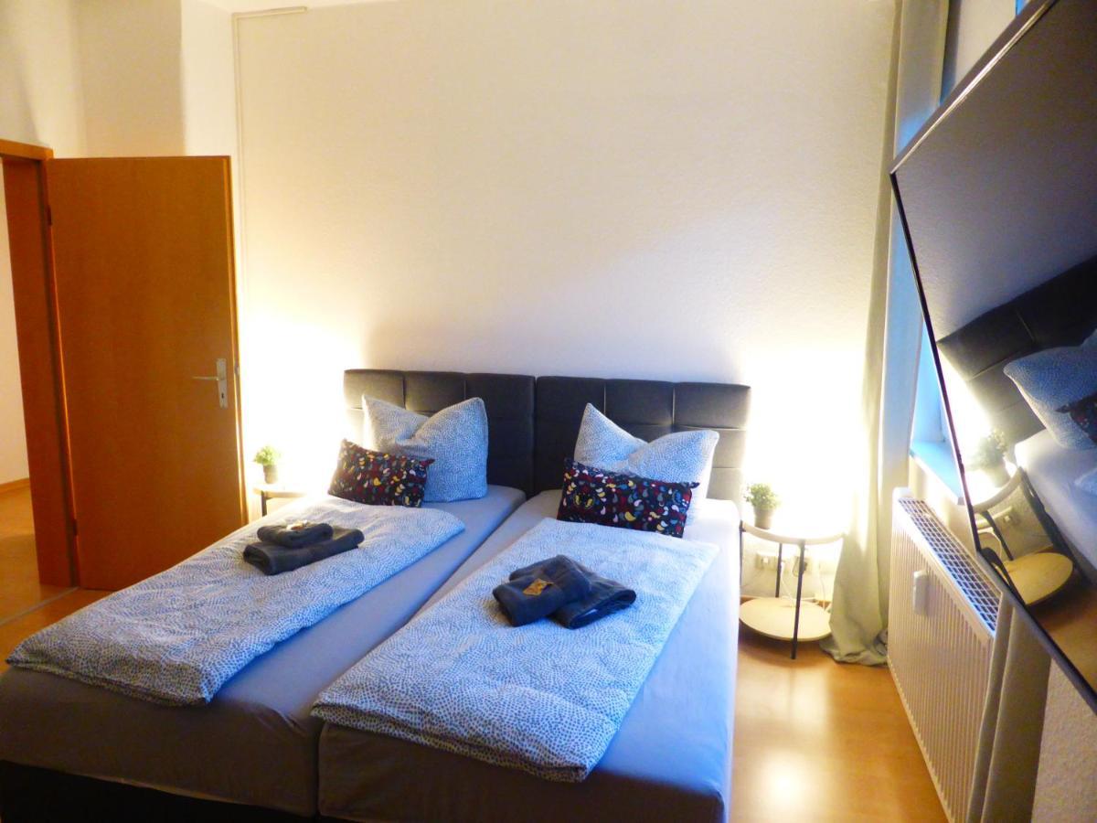 Apartment Napoleon, Naehe Zentrum, 2 Schlafzimmer, Grosser Balkon, Free Wifi ,Parken Jena Exterior photo