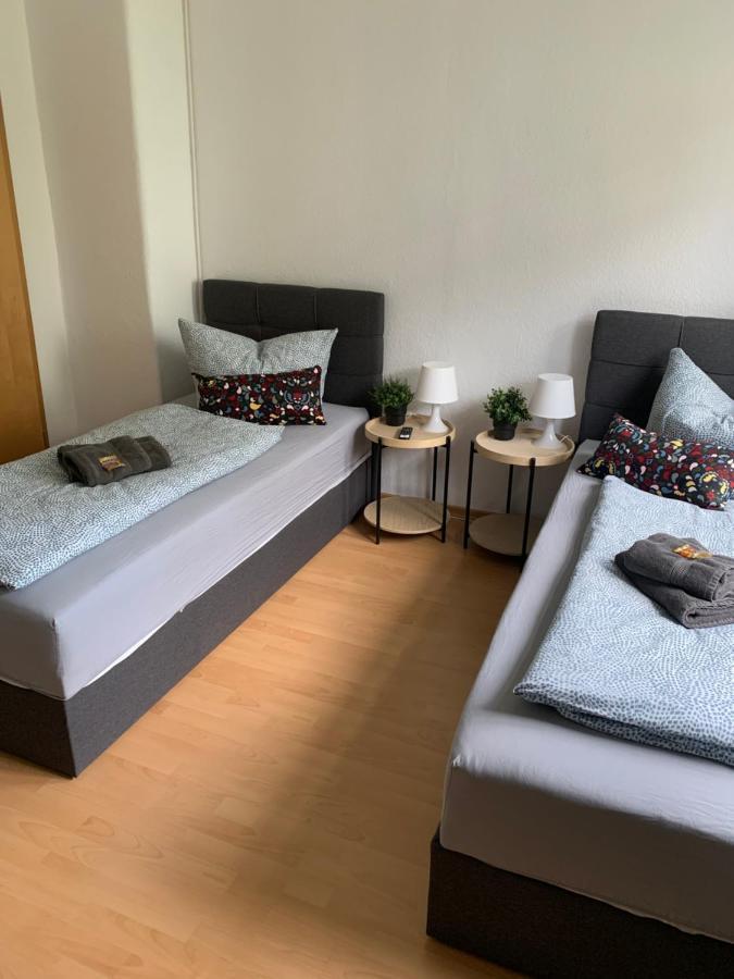 Apartment Napoleon, Naehe Zentrum, 2 Schlafzimmer, Grosser Balkon, Free Wifi ,Parken Jena Exterior photo